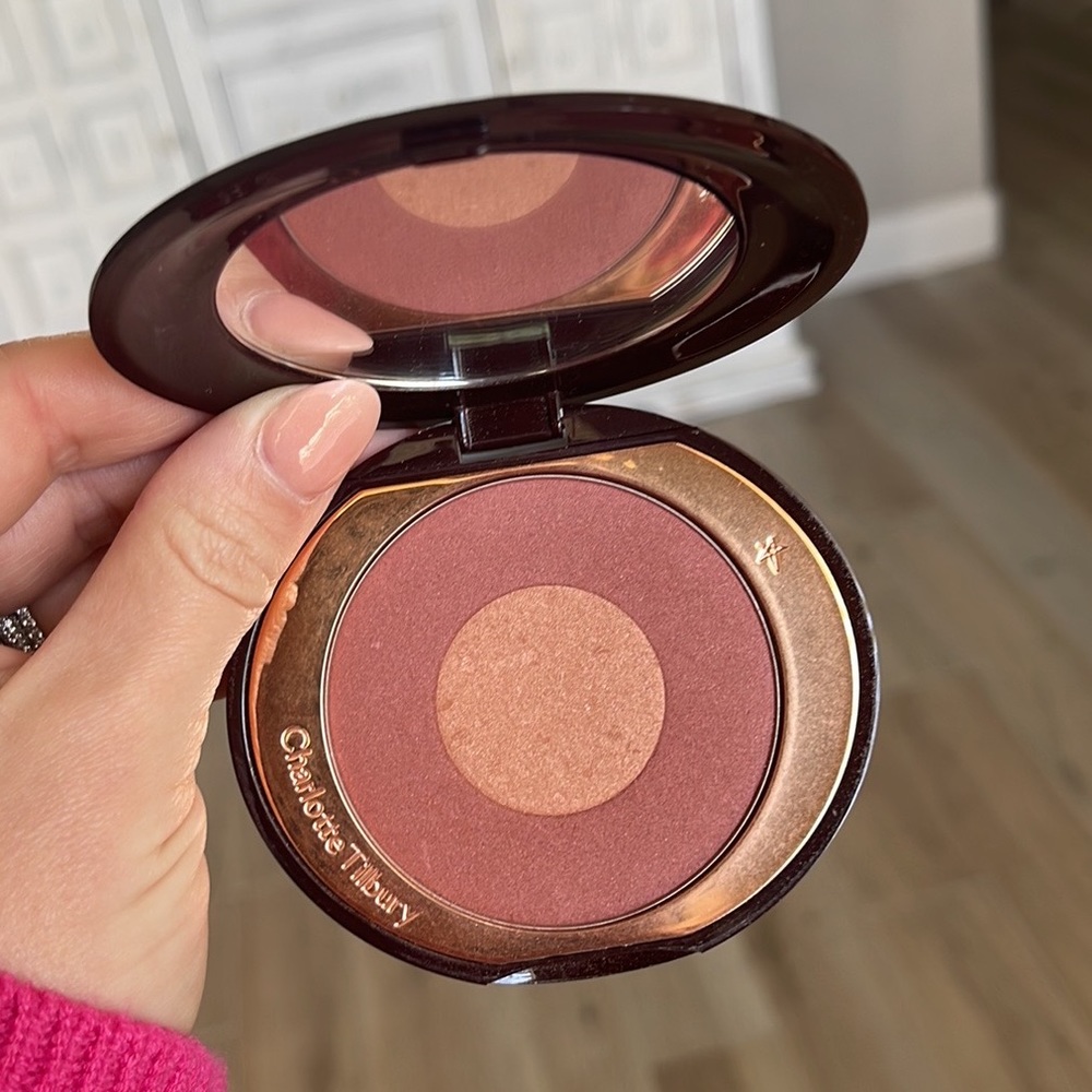 Charlotte Tilbury Blush in Walk of No Shame